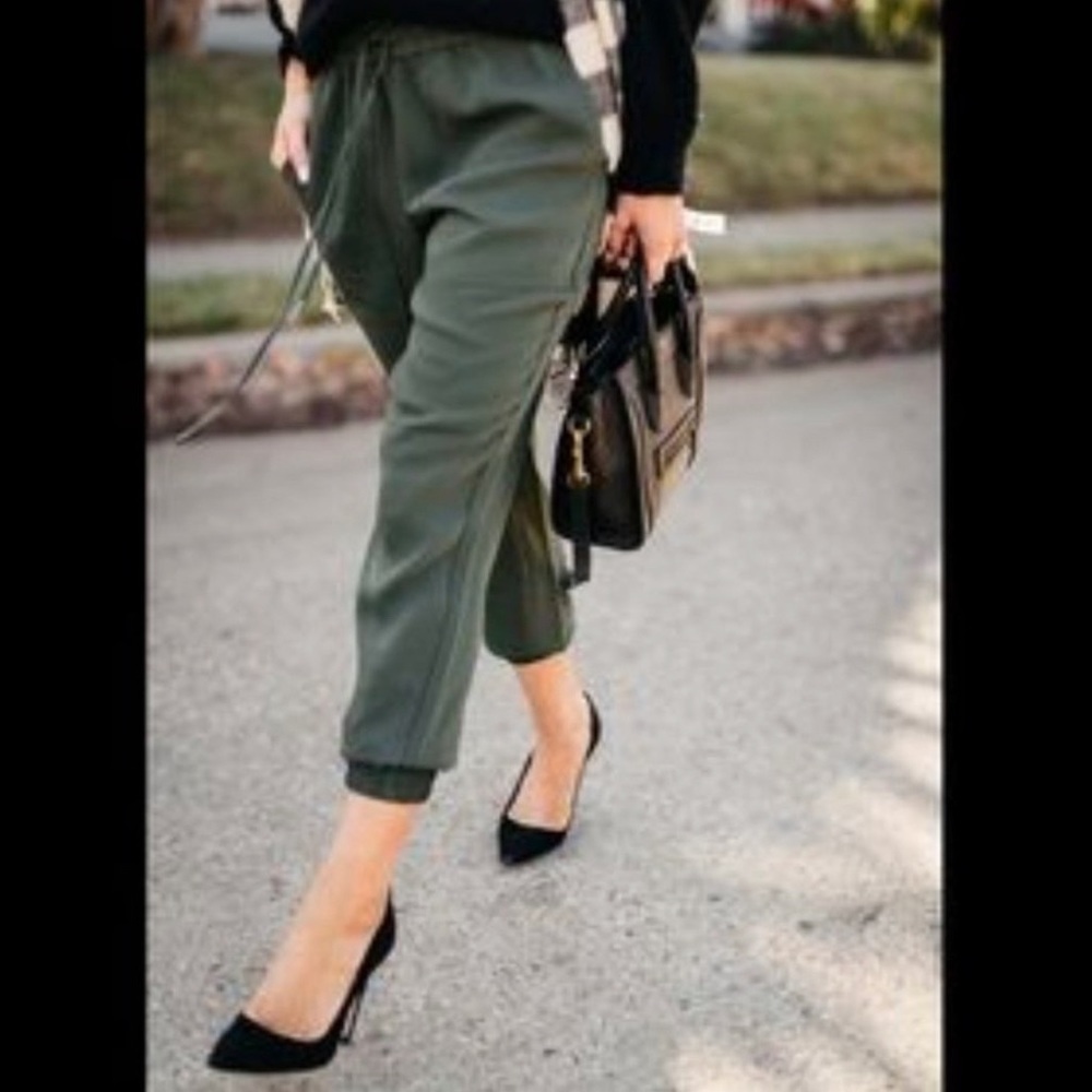 Ann Taylor Olive Joggers